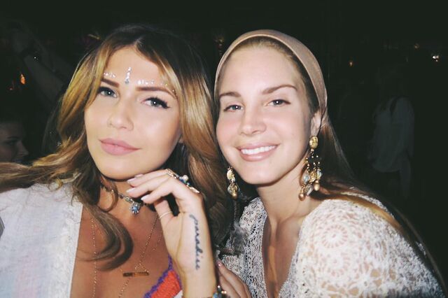 File:Coachella2016 Night1 02.jpg