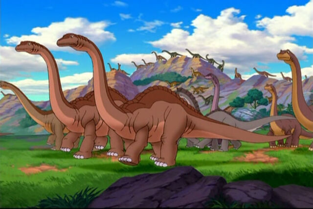 File:Longnecks 4.jpg