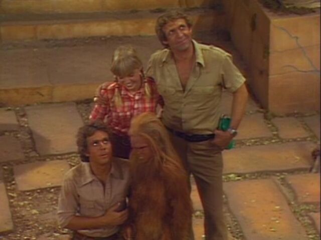 File:30~Land of the Lost Season 3.jpg