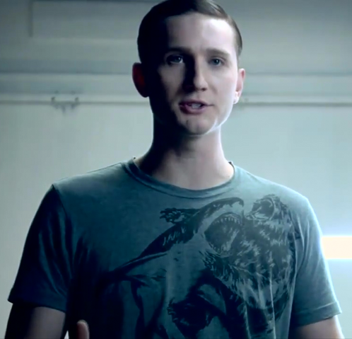 Archivo:Aaron Staton.png