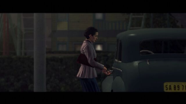 File:Zw-LANoire-GoldenButterfly-2.jpg