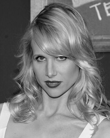 Fichier:Lucy Punch.jpg