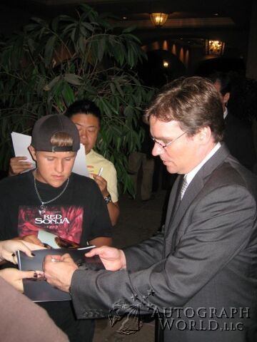 File:Robert Sean Leonard.jpg