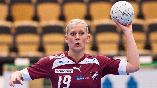 File:Nathalie.jpg