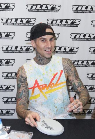 File:Travis Barker.jpg
