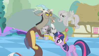 587px-Discord gloating s02e02