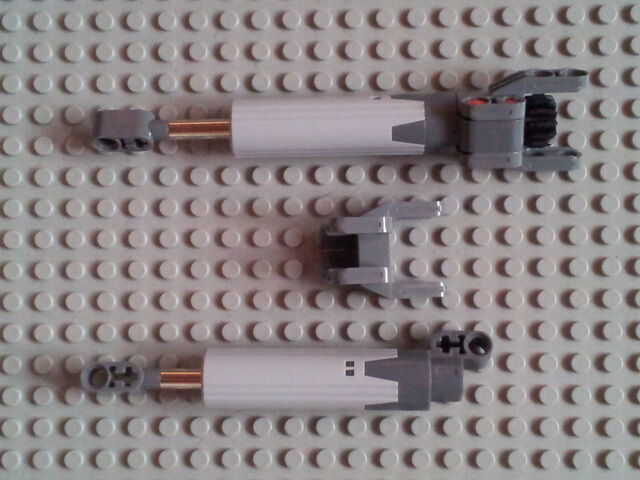 File:8258-pistons.jpg