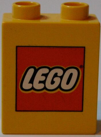 File:Legostein Eröffnung Hamburg Front.jpg