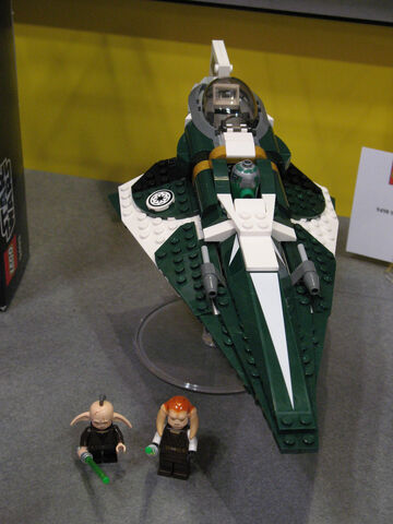 File:9498-saesee-tiins-jedi-starfighter.jpg