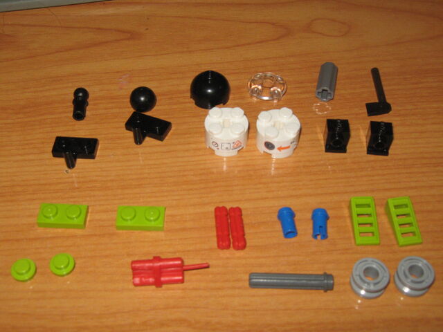 File:Cargo Leftovers.jpg
