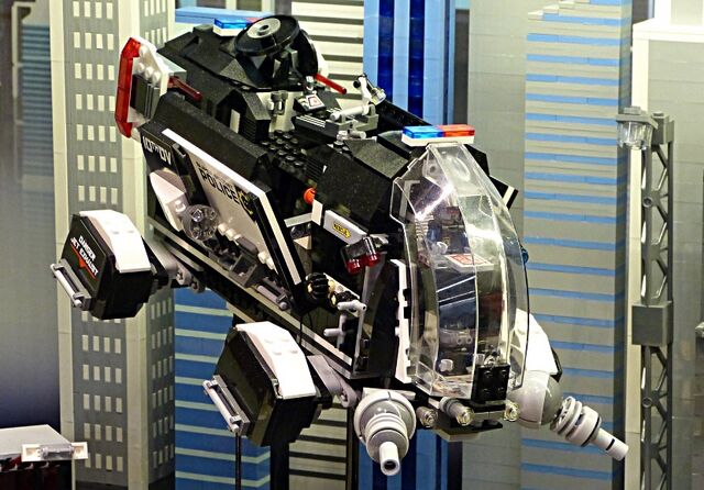 File:Imagepolicedropshipzoomout.jpg