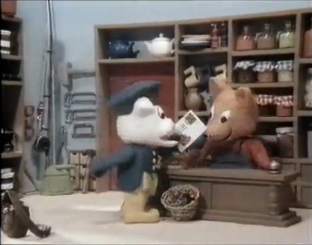 File:Fredy getting a letter.png