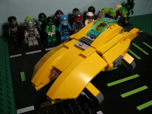 File:Yellow Hovercraft (2).jpg