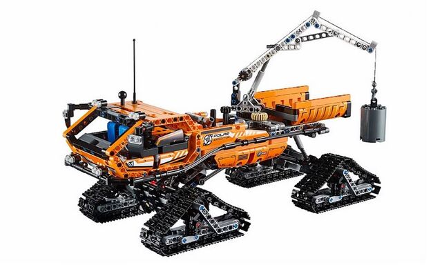 File:Lego-technic-2015-arctic-truck-1.jpg