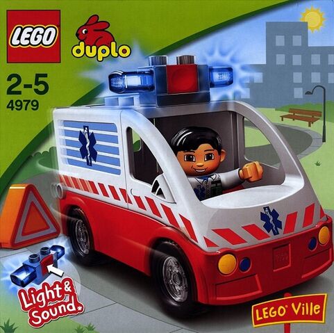 File:DUPLO Ambulance.jpg