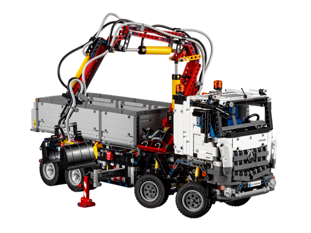 File:800px-42043-set.png