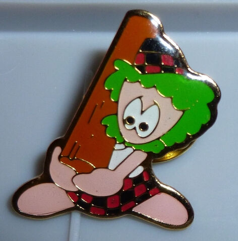 File:HighlandPin.jpg