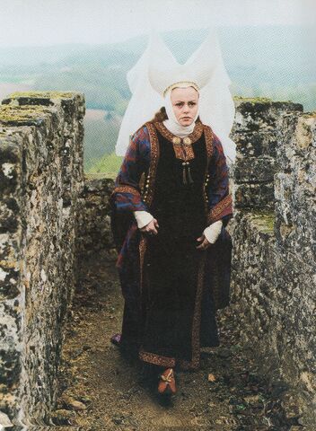 Fichier:Frénégonde, scène coupée Forteresse cousin Amaury.jpg