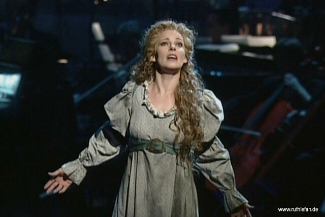 File:Lesmis4.jpg