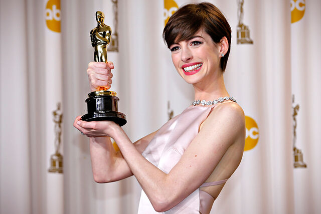 File:Anne hathaway dda.jpg