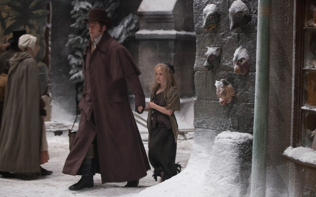 File:Valjeanandcosettewalking.png