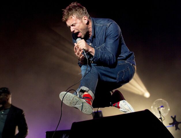 File:Blur-way-out-west-festival-day-2-12.jpg
