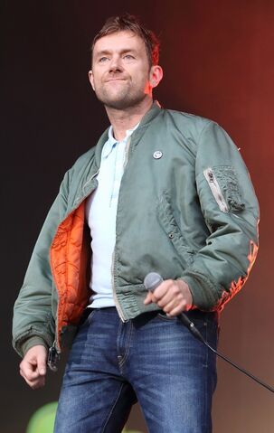 File:Blur-british-summer-time-2015-11.jpg