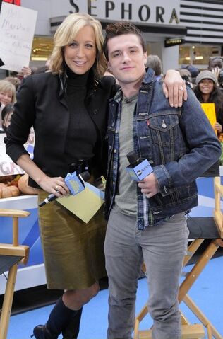 File:Josh-hutcherson-gma-thg-02.jpg
