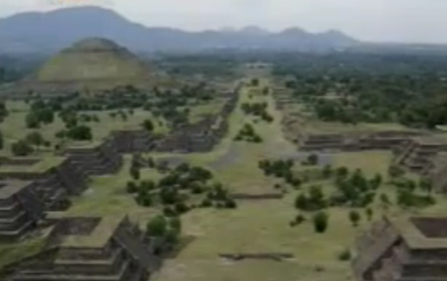 File:Teotihuacan.png