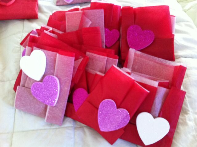 File:Valentinesurprise.jpg