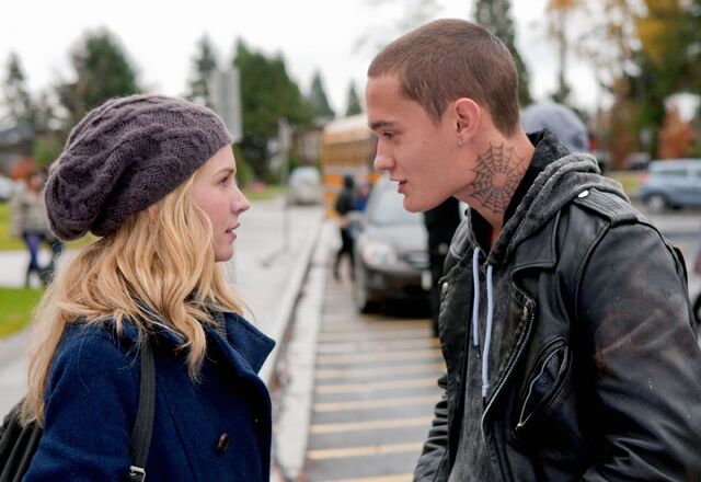 File:Hq 001es1x05.jpg