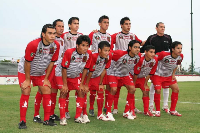Archivo:RColTeam.png