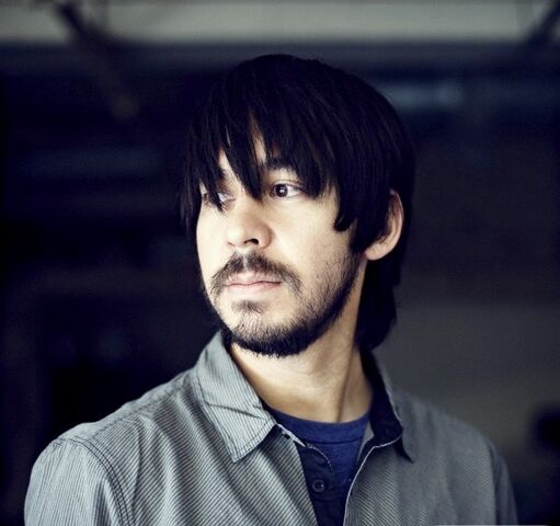 File:Mike-in-2010-mike-shinoda-19655753-640-640.jpg