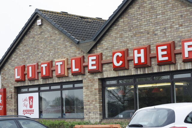 File:Ely little chef.jpg