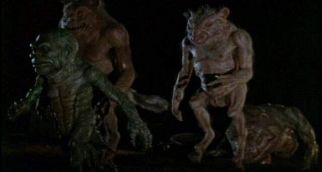 File:Ghoulies-ii-trailer-1895.jpg