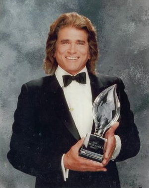 Peopleschoiceawards-michaellandon