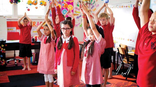 File:Yoga little lunch.jpg