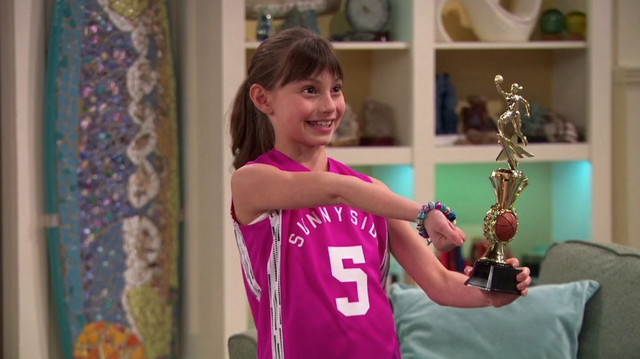 File:Ruby with a Trophy.png