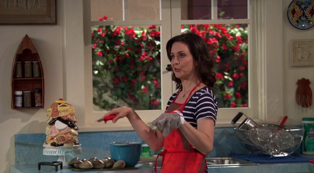 File:Karen in Dena's Kitchen.png