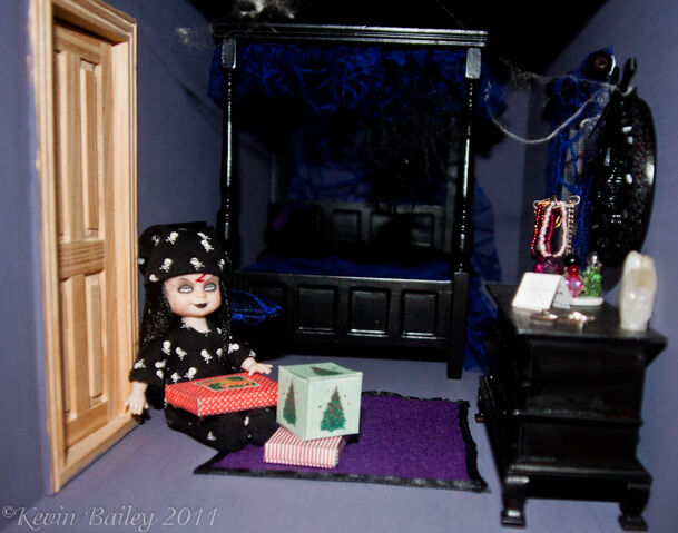 File:Living Dead Xmas-6.jpg
