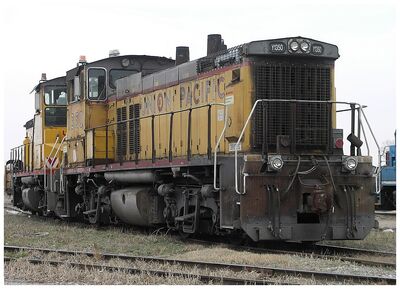 UPY 1350 EMD MP15DC