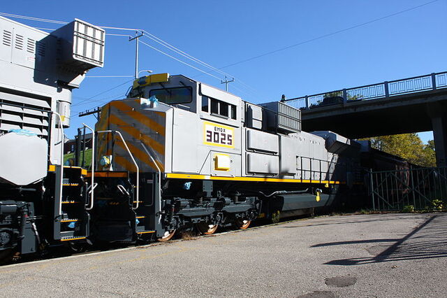 File:EMD SD70ACs.jpg