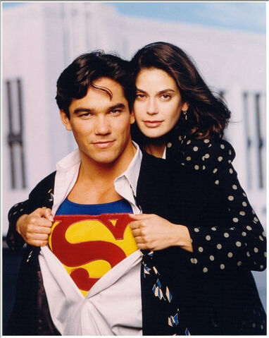 File:Lois and Superman 3.jpg