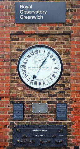 Fichier:322px-Greenwich clock.jpg