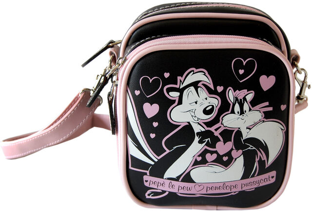 File:PepePenelopeCompactBag.jpg