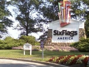 SixFlagsAmerica2010entrancesign