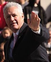 220px-Alex Trebek 2009.jpg