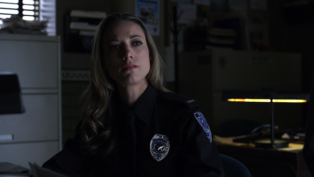 File:Lauren as Dyson (309).png