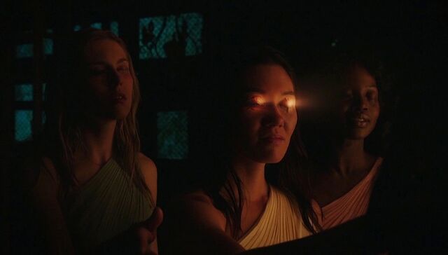 File:Oracles (Pythia-Cassie-Dedona) (507).jpg