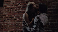 6x17ShannonSayid.jpg